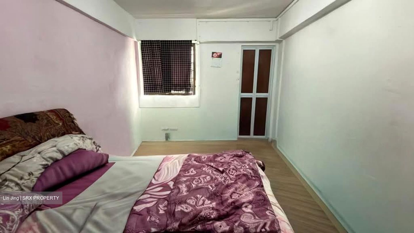 Blk 245 Jurong East Street 24 (Jurong East), HDB 3 Rooms #602251571